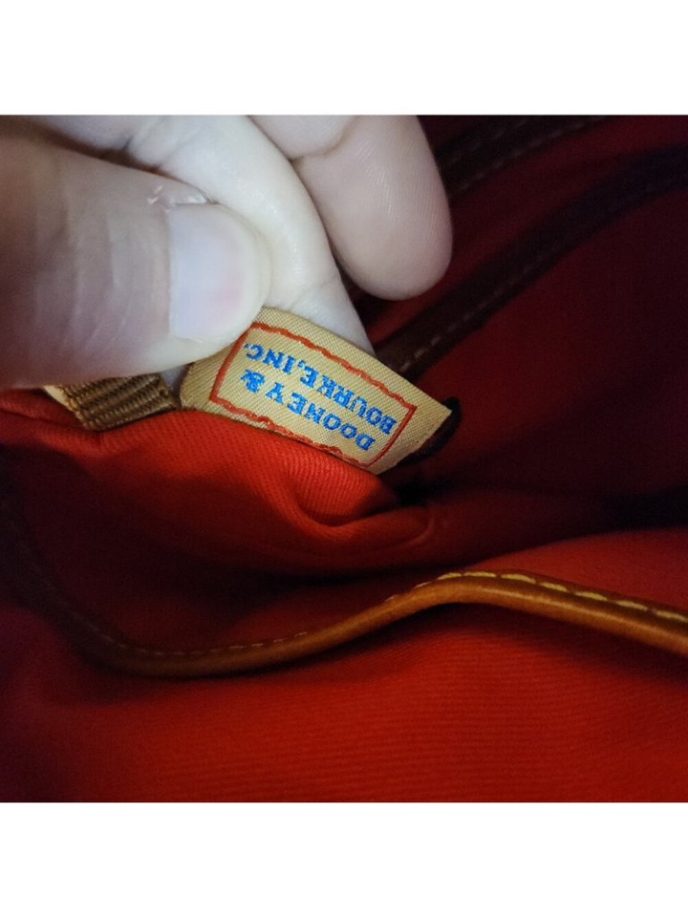 Dooney & Bourke Bordeaux Nylon Cross Body Red Interior Leather Strap & Trim NWOT - Picture 10 of 11